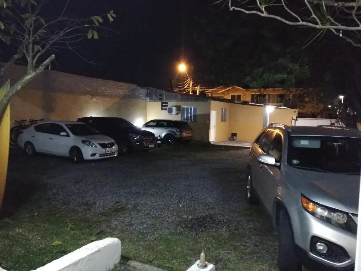 Pousada Flay 7 minutos do Aeroporto Florianópolis